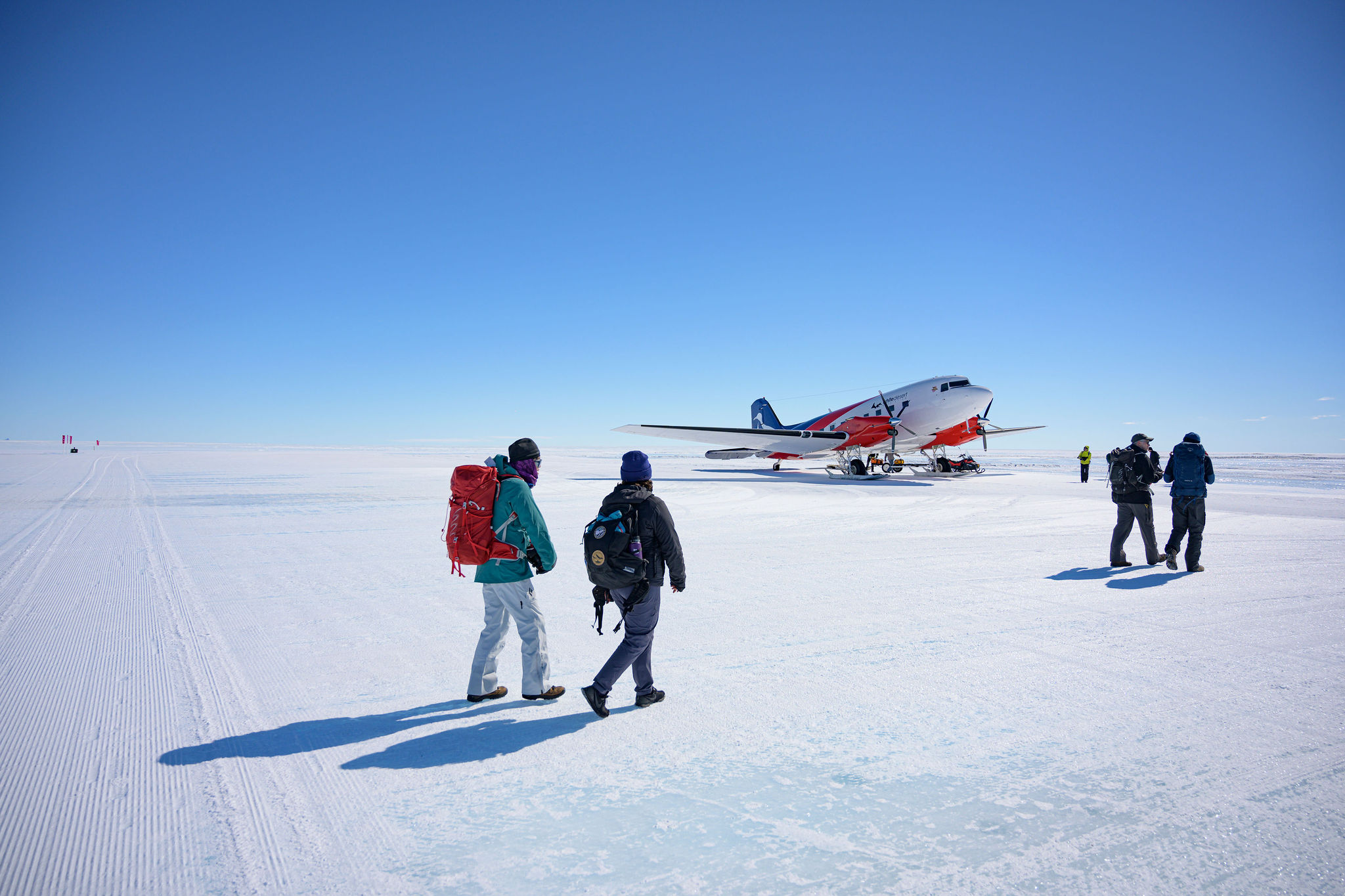 Avion arrivée en Antarctique